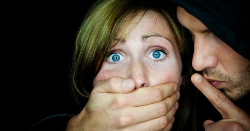 15 Early signs of someone who is a potential abuser