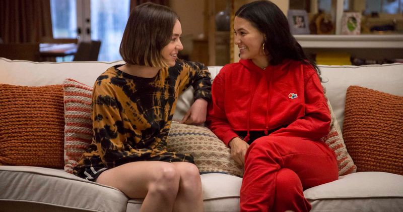 Atypical season 3: Casey and Izzie's relationship needs to be protected at all costs | MEAWW