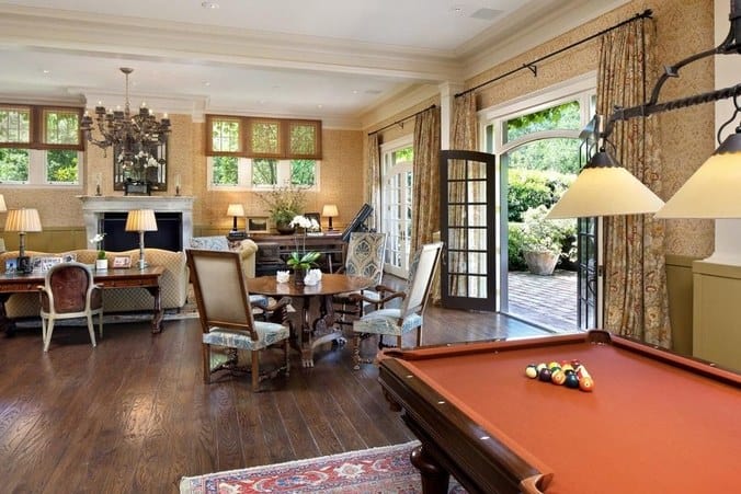 Pool and Play