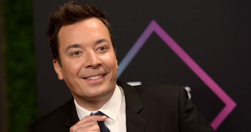 Jimmy Fallon Regrets Ruffling Donald Trump S Hair Says The