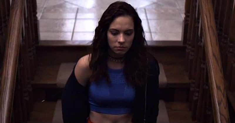 Dare Me Season 1 Episode 2 Beth Has More Than Teen Angst To Blame For Her Hostility Towards Coach Colette Meaww