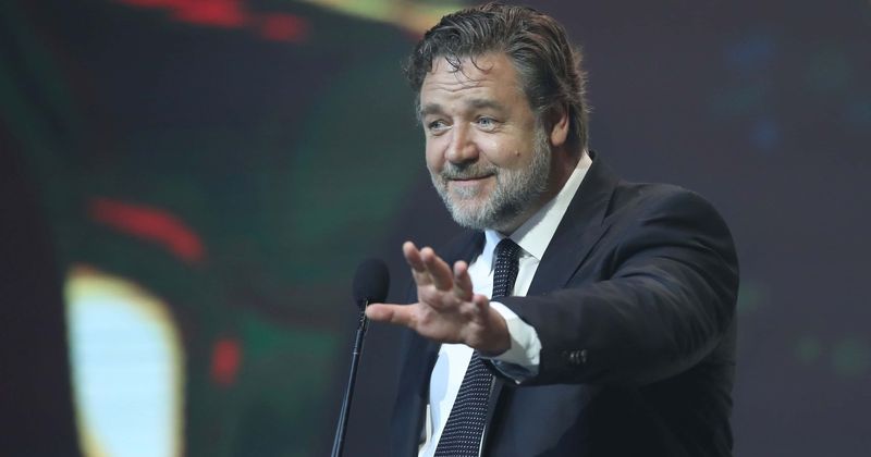 Golden Globes 2020: Russell Crowe wins Best Actor ...