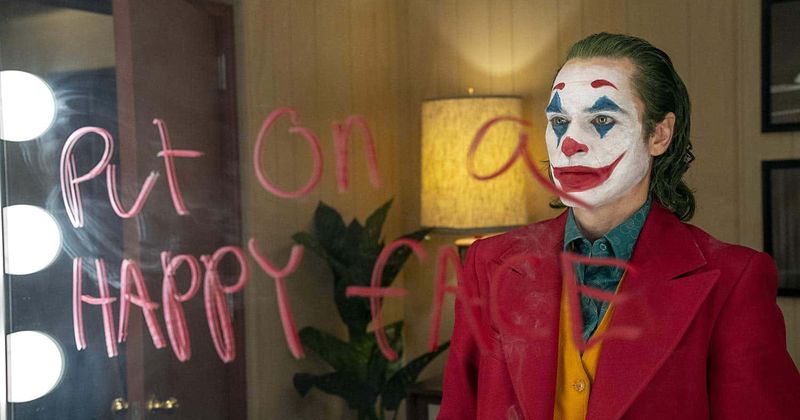 
                            
                            
                            
                            El equipo de maquillaje y peluquería de 'Joker' revela cómo tuvieron que sobornar a la dura estrella Joaquin Phoenix 