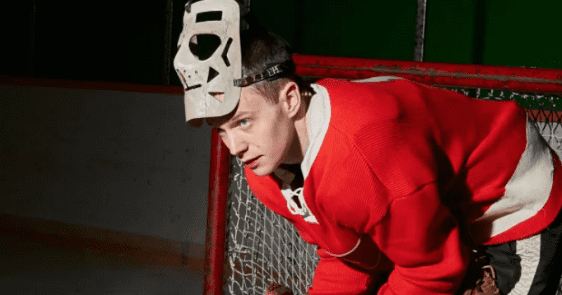 
                            
                            
                            
                            EXCLUSIVO |  La estrella de 'Goalie' Mark O'Brien dice que interpretar a Terry Sawchuck fue como estar solo en una isla