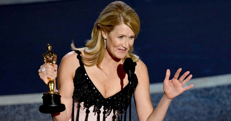 
                            
                            
                            
                            Oscar 2020: Laura Dern obtiene Mejor Actriz de Reparto por 'Marriage Story', llamándola 'Mejor regalo de cumpleaños'