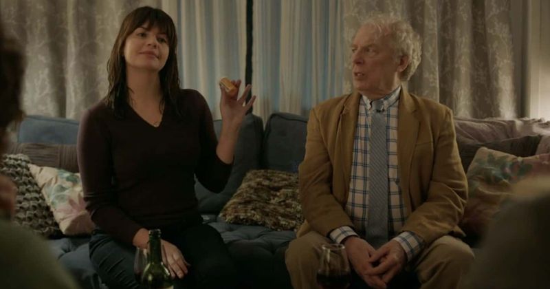 
                            
                            
                            
                            SXSW 'Daddio' Review: la comedia de Casey Wilson examina diferentes formas de sufrimiento sin trivializar la muerte