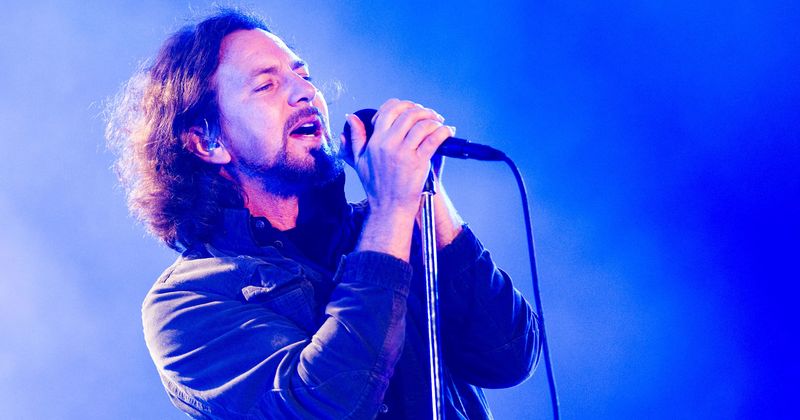 Pearl Jam release uncensored ‘Jeremy’ video for first time in 29 years