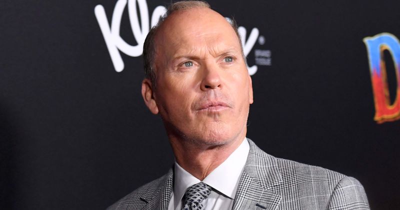 
                            
                            
                            
                            'The Flash': Michael Keaton en conversaciones para repetir el papel del Caballero Oscuro en la película de Ezra Miller, los fanáticos dicen 'eres Batman'
