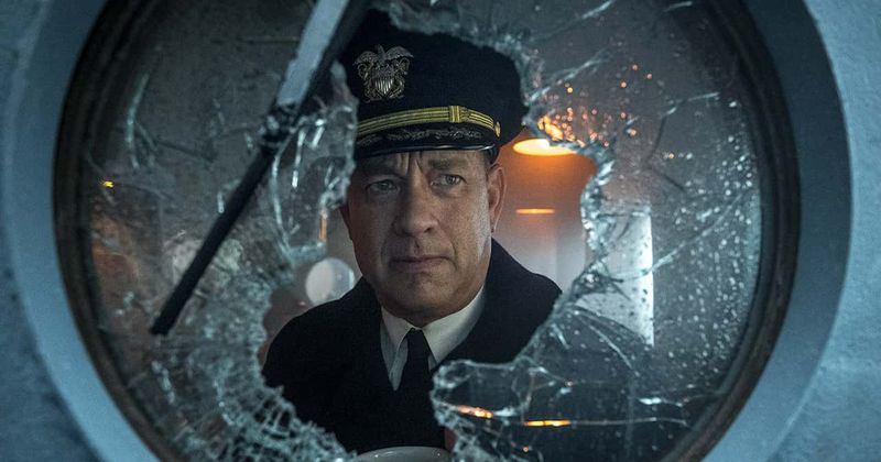 
                            
                            
                            
                            Revisión de 'Greyhound': Tom Hanks se roba el centro de atención como el comandante Krause en un apasionante drama de la Segunda Guerra Mundial