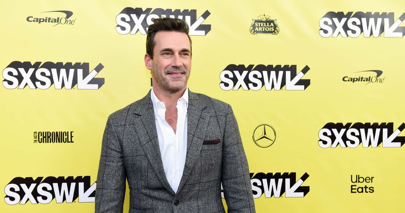 
                            
                            
                            
                            'Fletch': fecha de lanzamiento, trama, reparto, tráiler y todo lo que necesitas saber sobre el reinicio de la comedia de suspenso de los 80 protagonizada por John Hamm