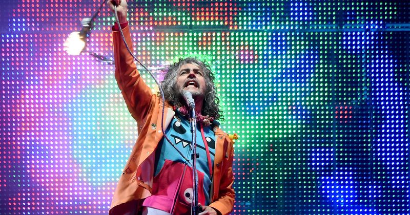 Yoshimi Battles The Pink Robots Flaming Lips Best Albums Music Albums