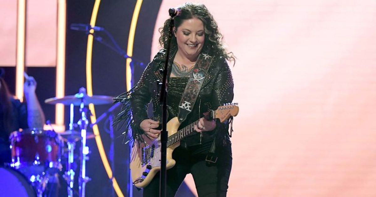 Who is Ashley McBryde dating and who is her ‘best friend’? ‘Martha