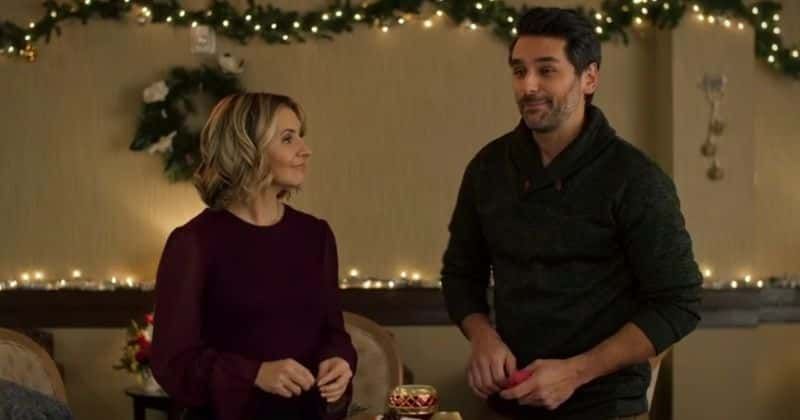 Candy Cane Christmas Lifetime S Holiday Movie Lifts Your Spirit Up With Phoebe And Eric S Romance Meaww