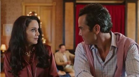 ‘A Recipe For Seduction’: Meet Mario Lopez, Tessa Munro and rest of the cast of KFC's mini-movie on Lifetime 