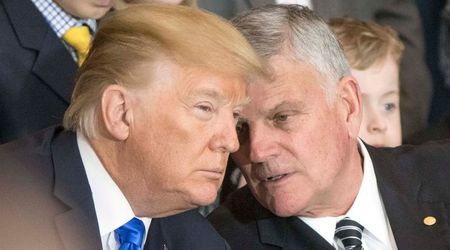 Franklin Graham calls Trump 'one of the great presidents', Internet labels him a 'heretic'