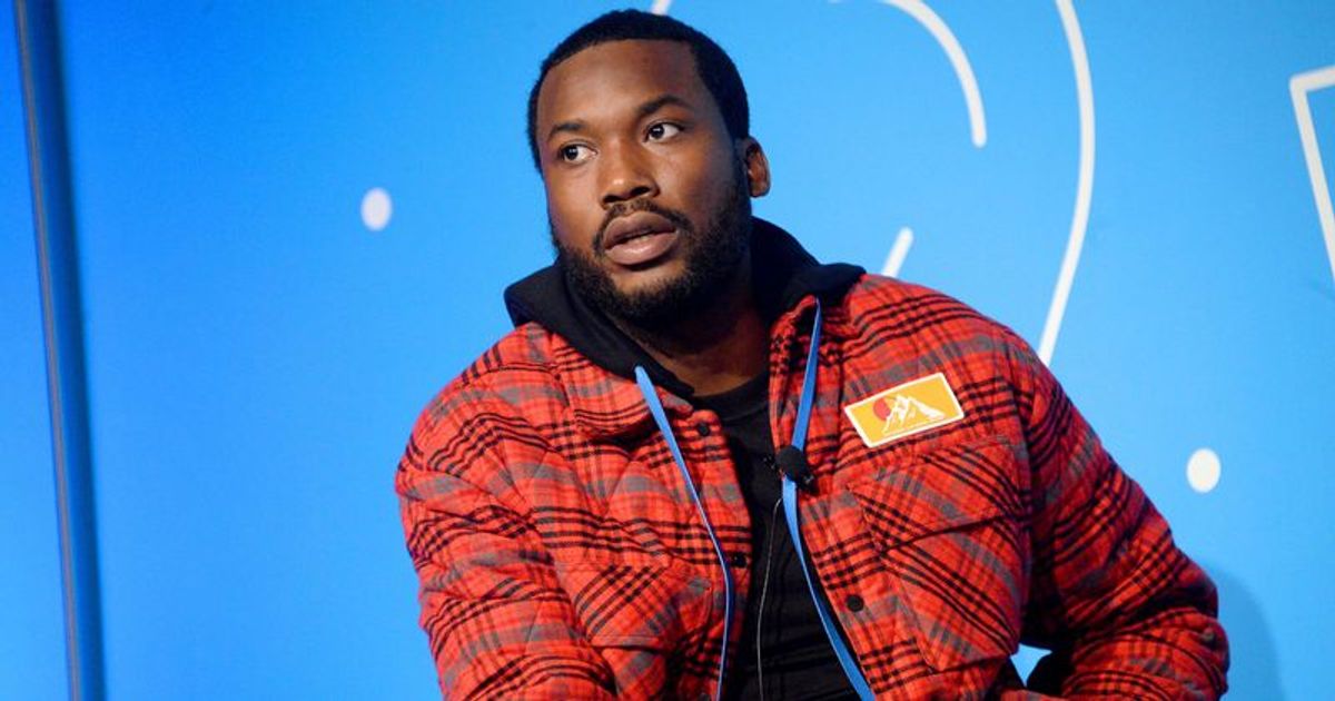 Meek Mill refuses to apologize to Vanessa Bryant, here's a look at rapper's past crime and controversies - Vimarsana News