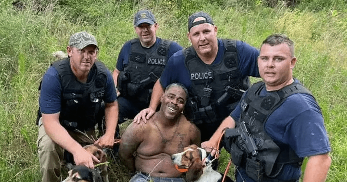 Outrage Sparked When Police Take Photo With A Captured Black Man