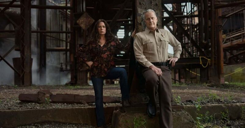 american rust full cast list meet jeff daniels and others from showtime drama meaww american rust full cast list meet jeff daniels and others from showtime drama meaww