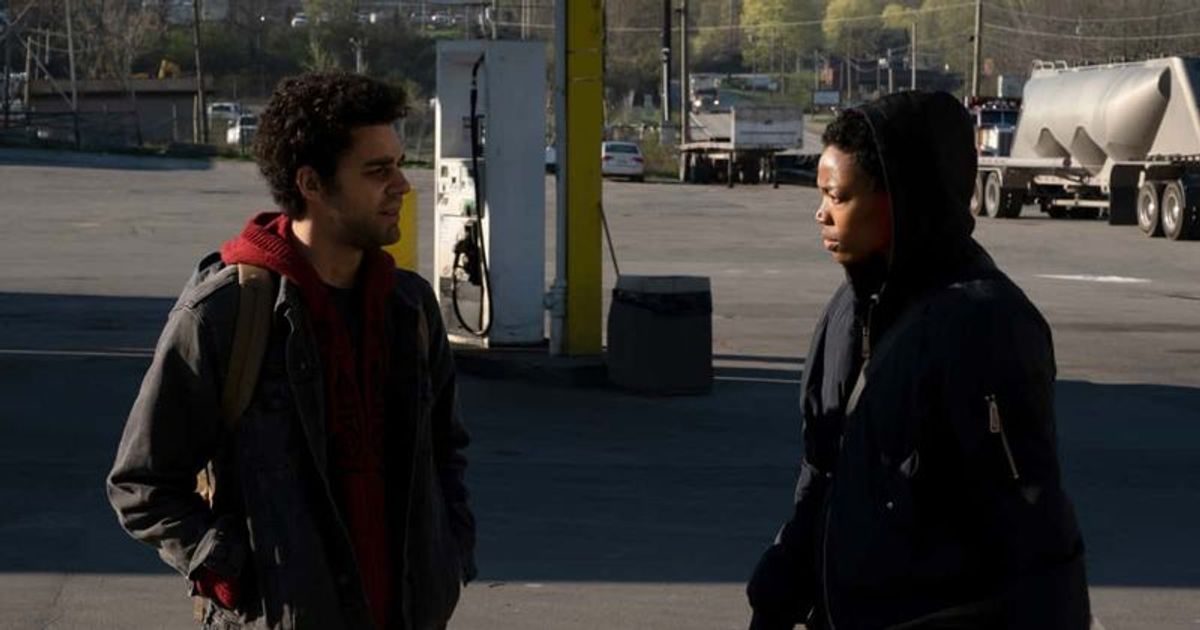 'American Rust' Episode 4: Issac adjusts to life on road, Billy tells Lee the truth - Vimarsana News