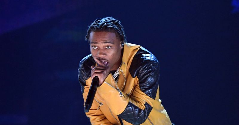 
                            
                            
                            
                            ¿Cuál es el patrimonio neto de Roddy Ricch?  El rapero dona ganancias a las víctimas de Astroworld