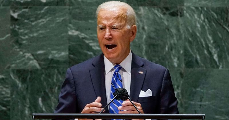 
                            
                            
                            
                            #RoyalFartJoe es tendencia cuando Joe Biden complace a Camilla Parker Bowles en la COP26