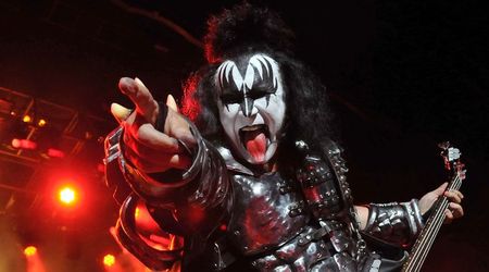 Kiss frontman Gene Simmons slammed for calling anti-vaxxers the enemy: 'That is childish'