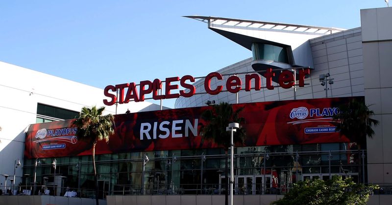 
                            
                            
                            
                            ¿Cuál es el nuevo nombre del Staples Center?  Los ventiladores 