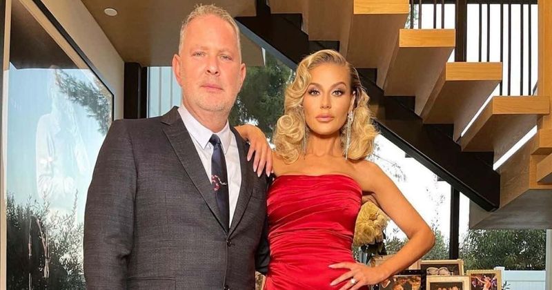 
                            
                            
                            
                            ¿Quién es PK Kemsley?  El esposo de la estrella de 'RHOBH' Dorit Kemsley ha sido arrestado por cargos de DUI