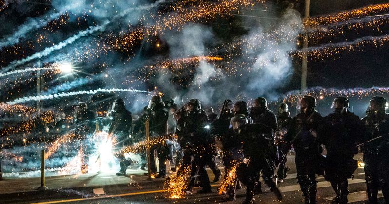 
                            
                            
                            
                            Cómo despertó Portland a la triste realidad del crimen cuando la policía reveló una verdad incómoda