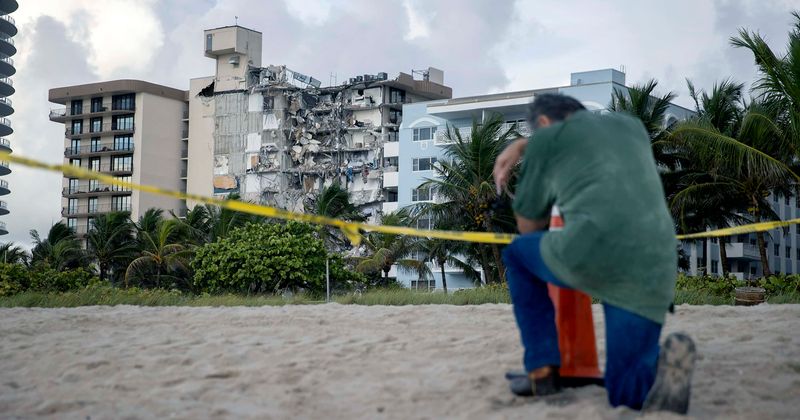 
                            
                            
                            
                            Indignación de que los condominios de Miami Surfside todavía estén a la venta 6 meses después del colapso del edificio