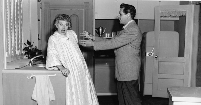 
                            
                            
                            
                            LOS REAL Ricardos: como implosionó el matrimonio de Lucille Ball y Desi Arnaz
