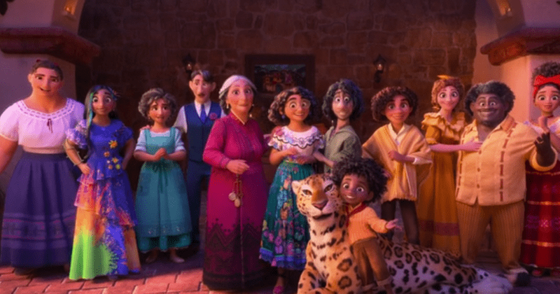 
                            
                            
                            
                            Reseña de 'Encanto': una oda mágica, musical y conmovedora a la familia