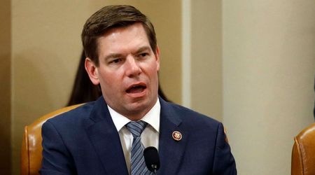 'Pulitzer please': California Dem Eric Swalwell slammed for maskless pic in Miami, hits back 