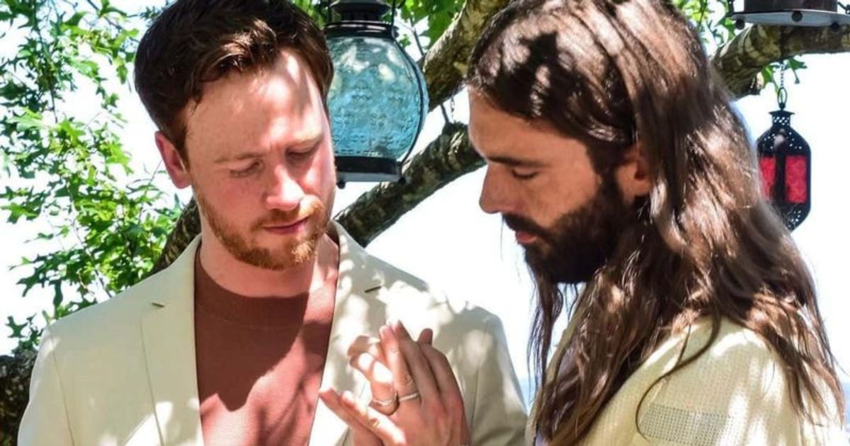 Getting Curious With Jonathan Van Ness Who Is Mark Peacock Jvn S Husband Featured In Red Hot 100 Meaww