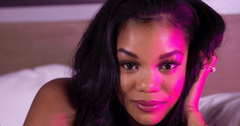 
                            
                            'The Wrong High School Sweetheart': 5 ​​cosas que no sabías de Mea Wilkerson
