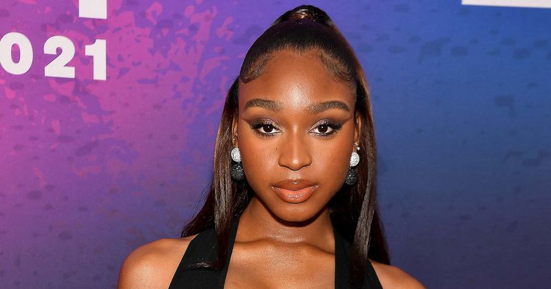 
                            
                            ¿Normani está lanzando una nueva pista?  Cantante promete canción de 'cambio de género', fans dicen 'ella está tocando'