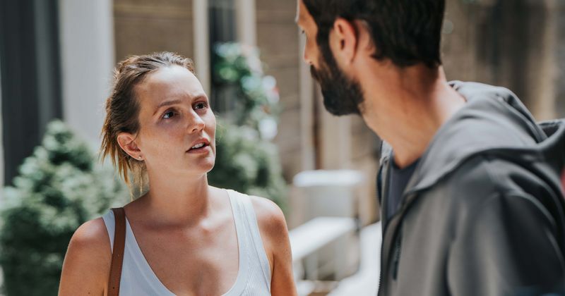 
                            
                            Revisión de 'The Weekend Away': Leighton Meester ofrece una excelente actuación en una sólida novela policíaca de Netflix