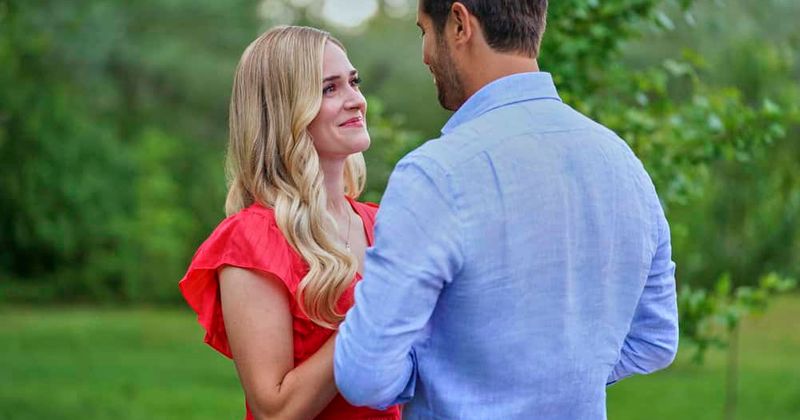 
                            
                            'A Tail of Love': 5 cosas que no sabías de Brittany Bristow